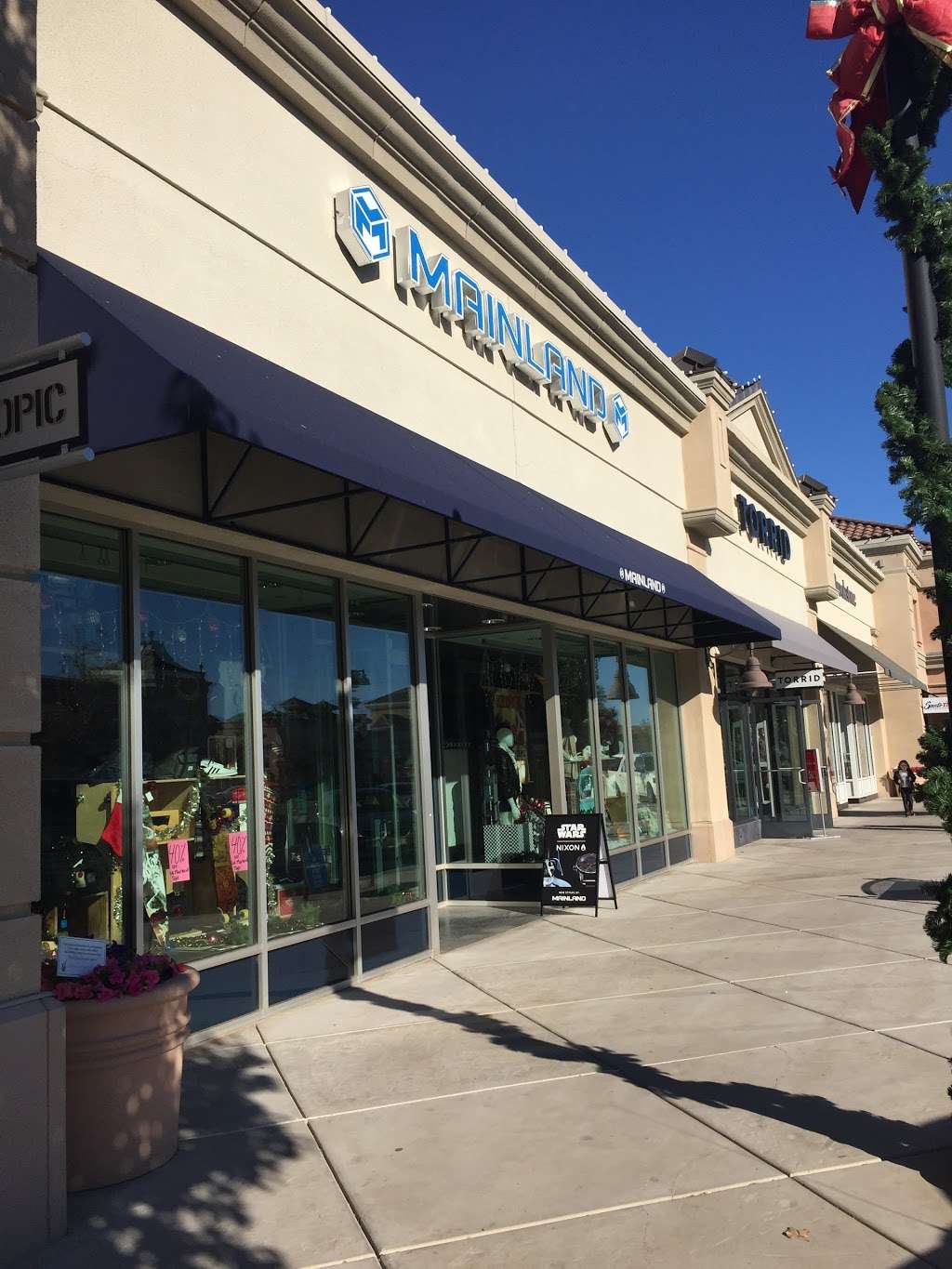 Mainland Skate & Surf, 2565 Sand Creek Rd, Brentwood, CA 94513, USA