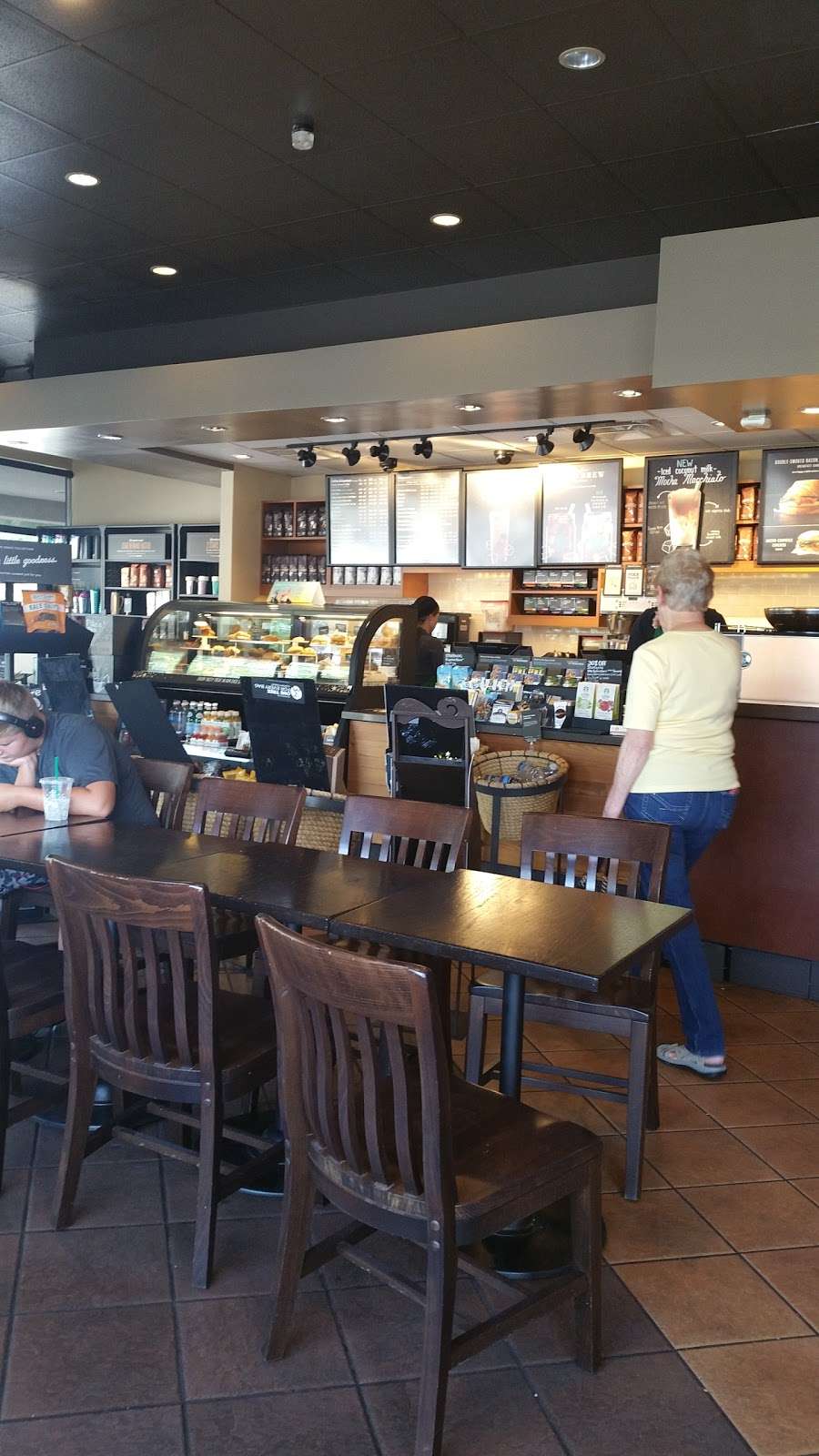 Starbucks | 8520 Spring Cypress Rd, Spring, TX 77379, USA | Phone: (281) 379-1244