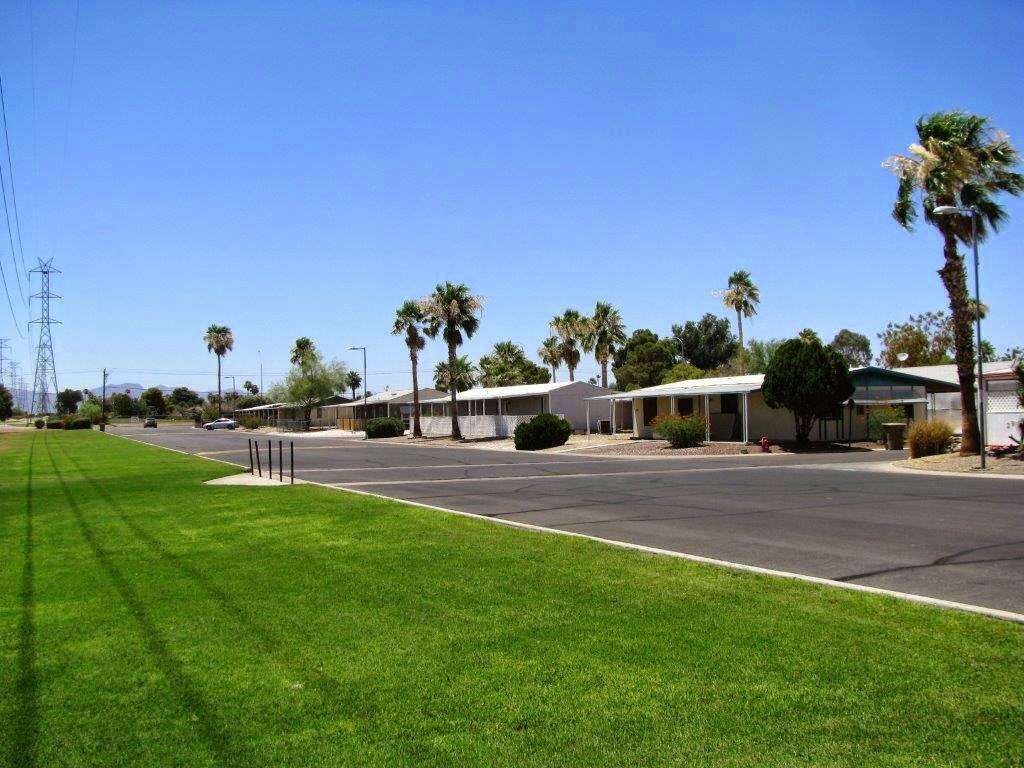 Sun Garden Manufactured Home Community | 8301 N 103rd Ave, Peoria, AZ 85345 | Phone: (623) 974-4771