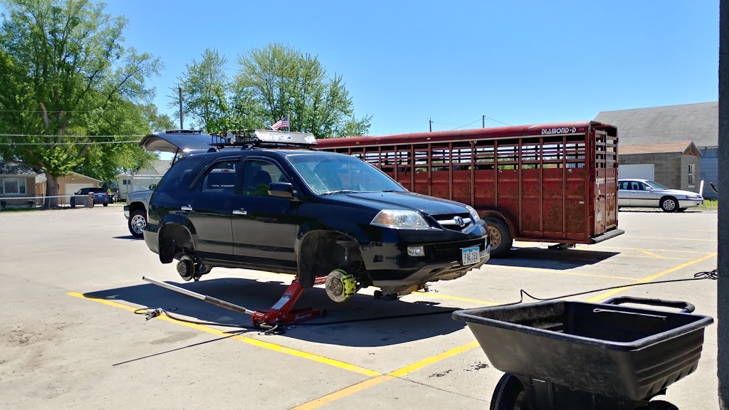 S & H New & Used Tires | 3908 Richland Dr, Council Bluffs, IA 51501 | Phone: (712) 366-2179