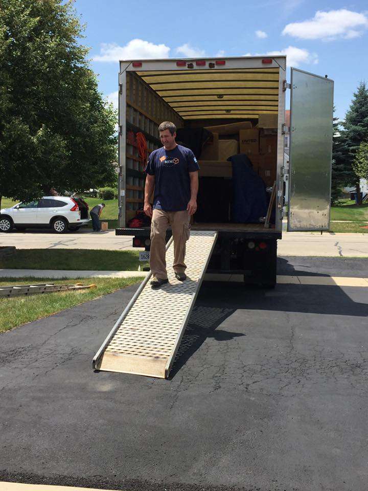 Murphy Family Movers | 4N951 Old Lafox Rd, St. Charles, IL 60175, USA | Phone: (847) 778-7287
