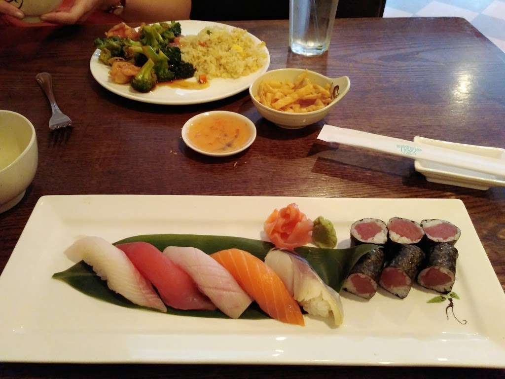 QQ Asian Bistro | 367 Windsor Hwy, New Windsor, NY 12553, USA | Phone: (845) 569-7108 QQ Asian Bistro | 367 Windsor Hwy, New Windsor, NY 12553, USA | Phone: (845) 569-7108