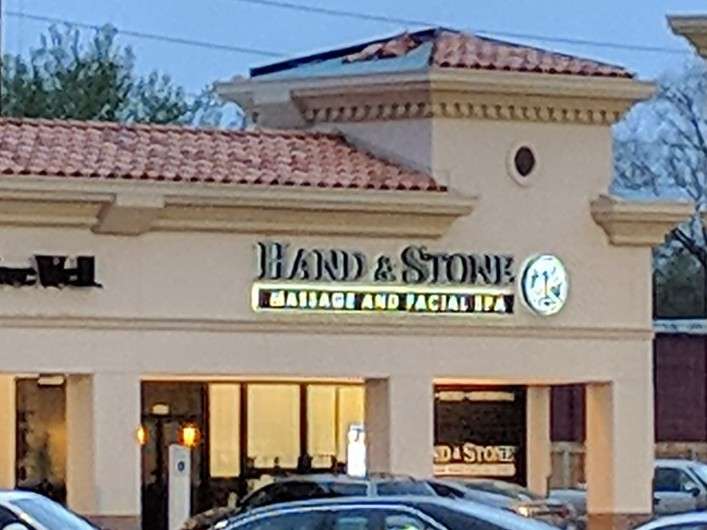 Hand & Stone Massage and Facial Spa | 1745 S Voss Rd, Houston, TX 77057, USA | Phone: (713) 972-9000