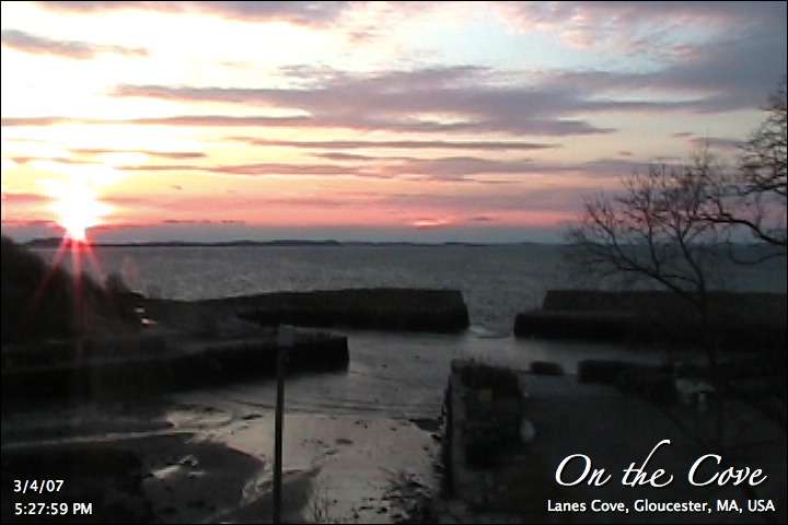On the Cove | 20 Andrews St, Gloucester, MA 01930, USA | Phone: (978) 283-2015