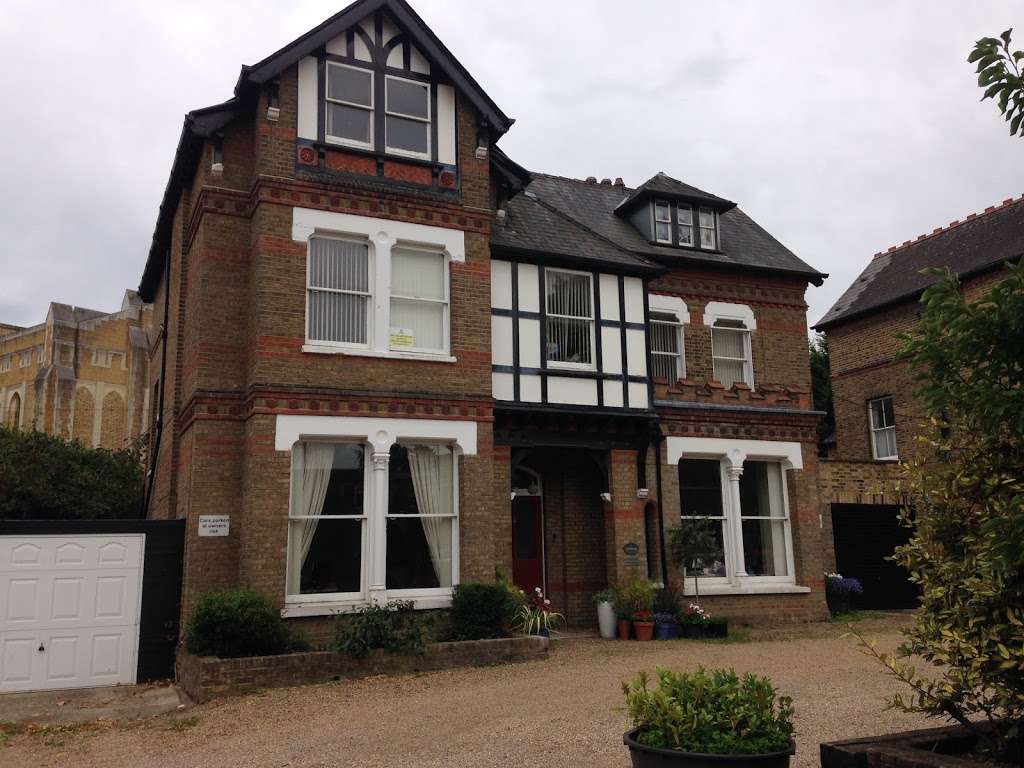 Chiswick Counselling, Psychotherapy and Hypnotherapy Services | Staveley Gardens, Chiswick, London W4 2SA, UK | Phone: 07929 118250