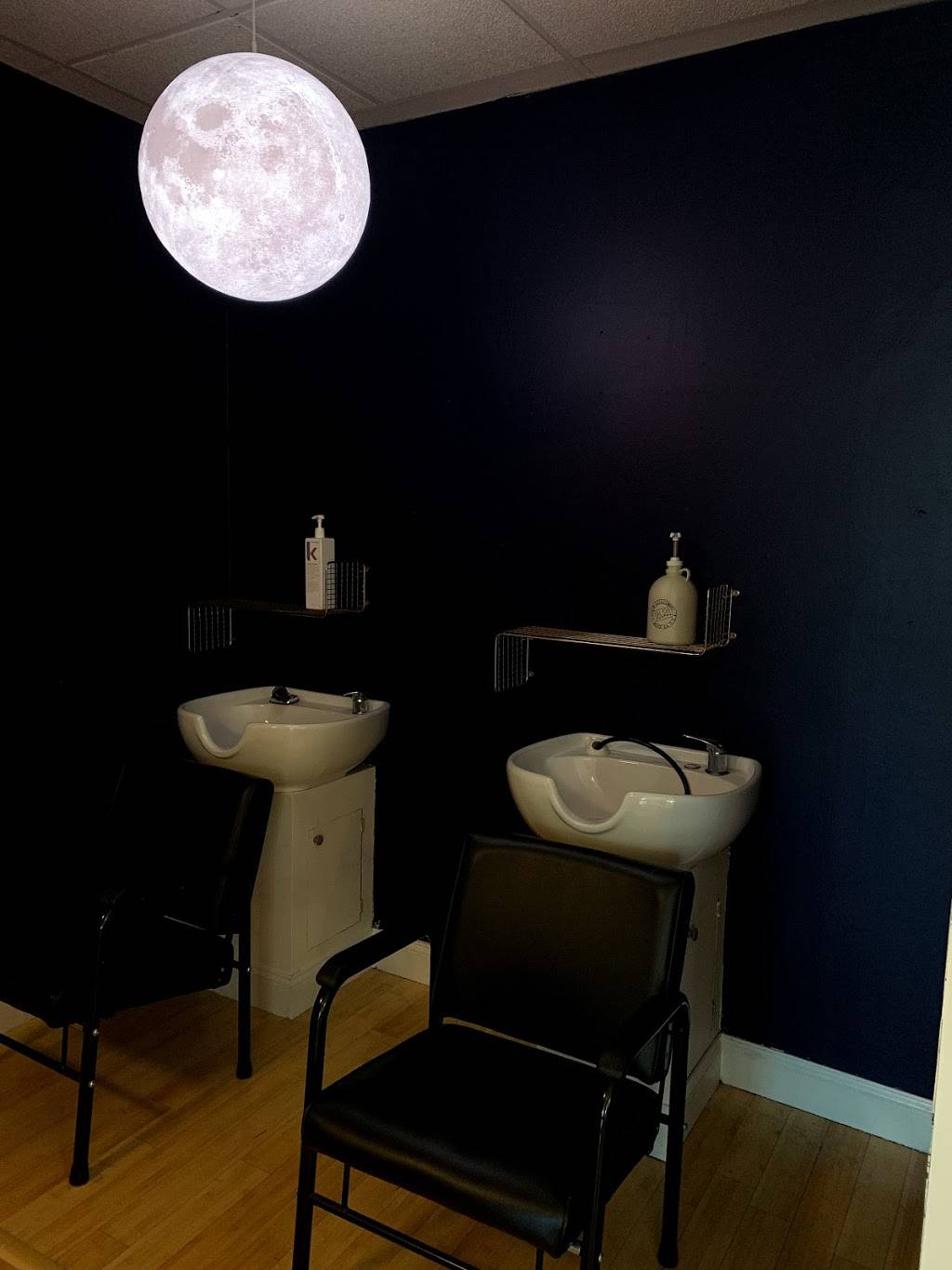 Moonshot Hair Co. | 7108 Wornall Rd, Kansas City, MO 64114, USA | Phone: (816) 569-2433