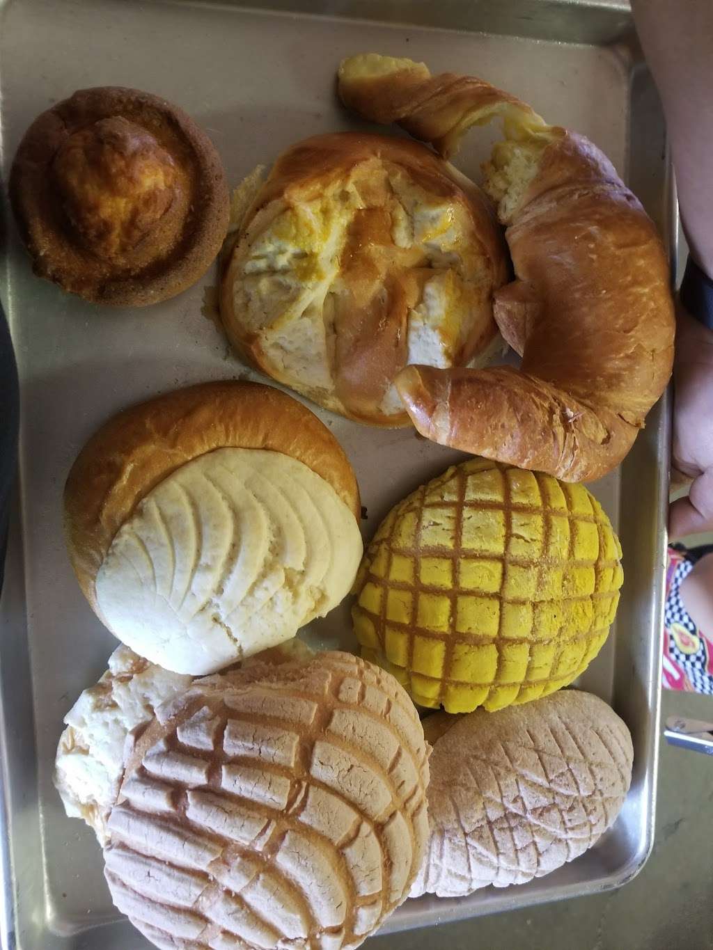 Panaderia La Colmena #2 | 11020 Sherman Way, Sun Valley, CA 91352 | Phone: (818) 765-5516