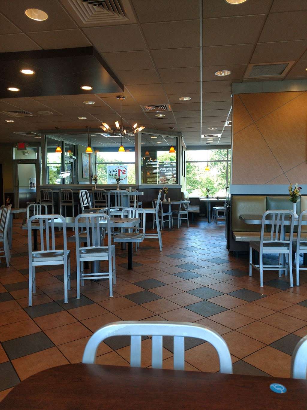 McDonalds | 855 Market Pl Blvd, Robbinsville, NJ 08691 | Phone: (609) 581-9600