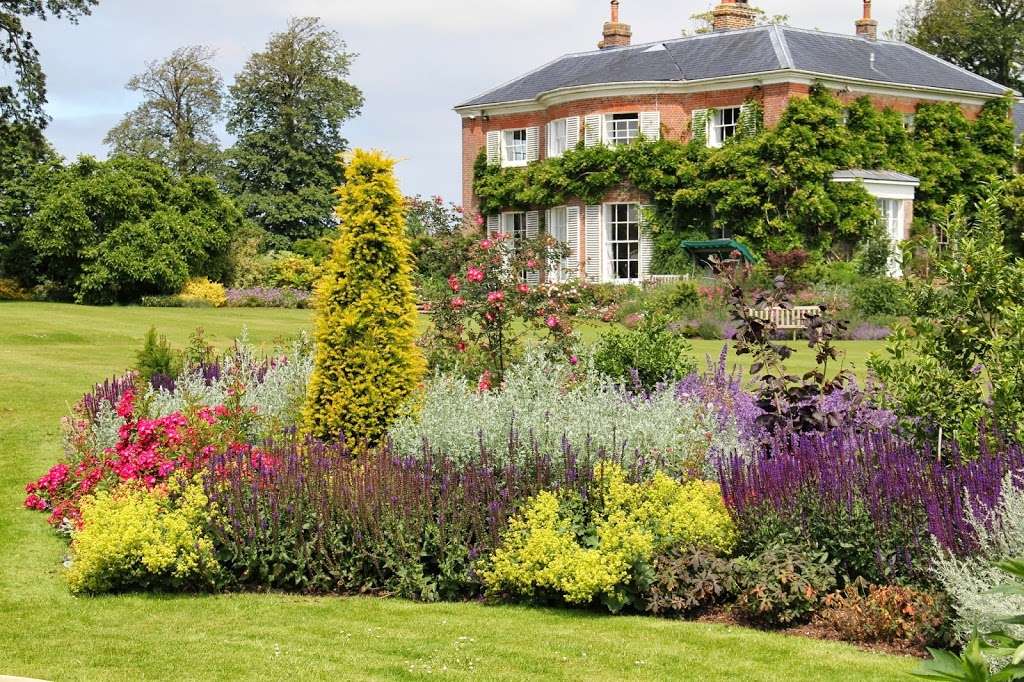 Roger Platts Garden Design & Nurseries | Hartfield Rd, Stick Hill, Edenbridge TN8 5NH, UK | Phone: 01732 863318