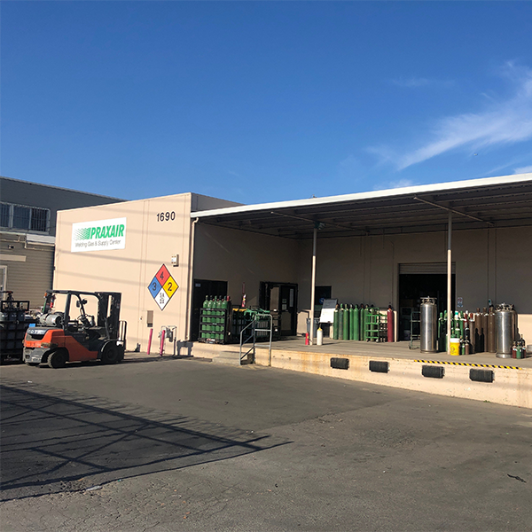 Praxair Welding Gas and Supply Store | 1690 Evans Ave, San Francisco, CA 94124 | Phone: (415) 826-8627