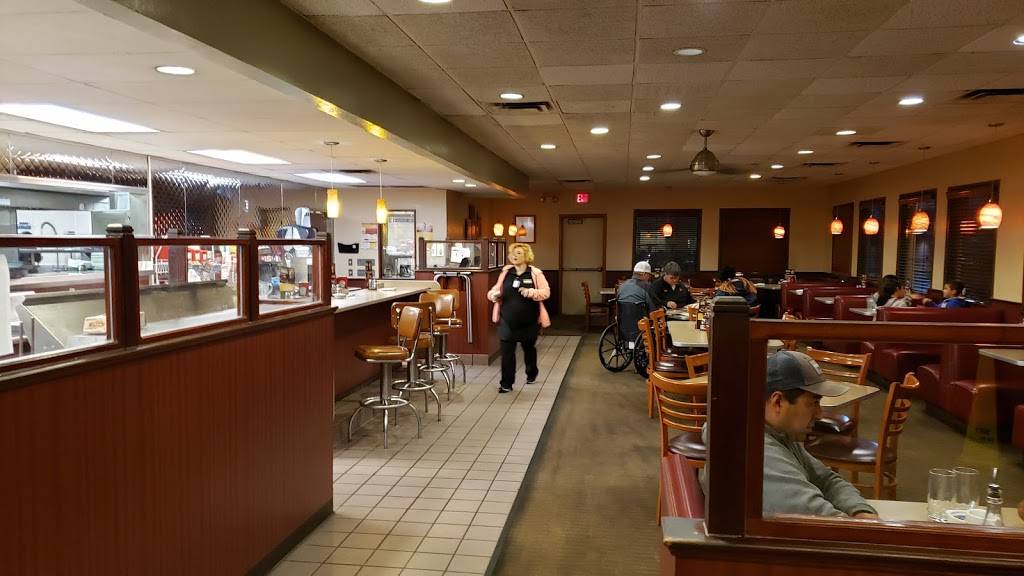 Dennys | 3030 S I-35 Service Rd, Oklahoma City, OK 73129, USA | Phone: (405) 670-3234