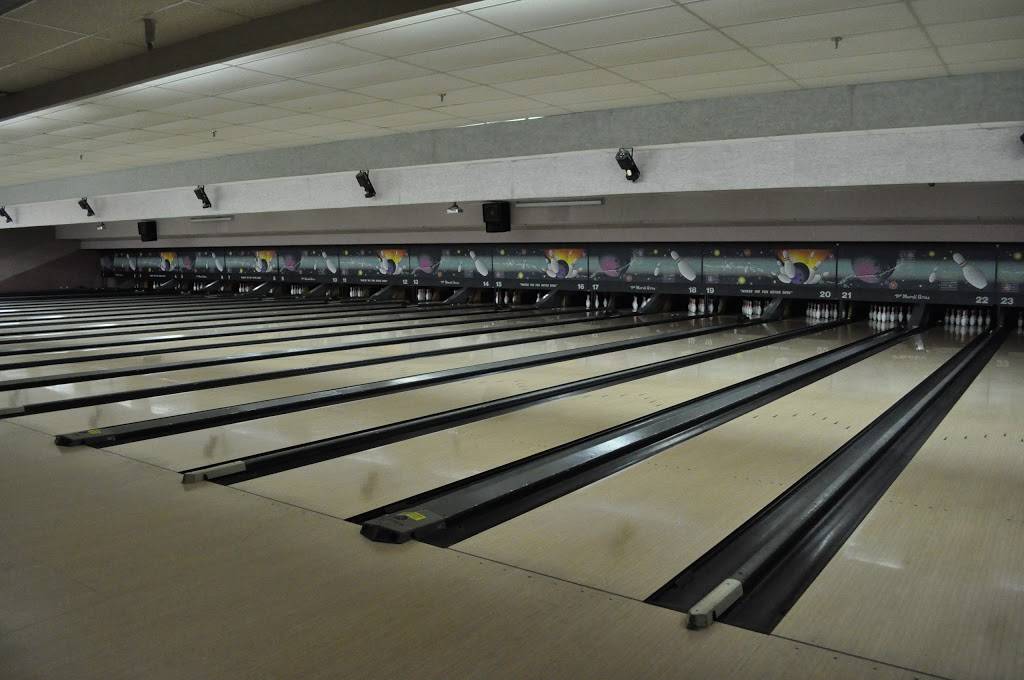 The Mardi Gras Bowling Center | 6118 Farrington Rd # A, Chapel Hill, NC 27517, USA | Phone: (919) 489-1230