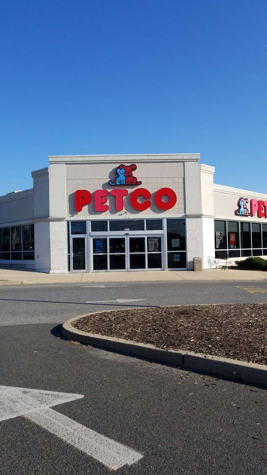 Petco Animal Supplies | 1331 Hooper Ave, Toms River, NJ 08753, USA | Phone: (732) 473-9818