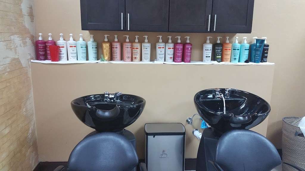 Divine Hair Salon | 12436 W Atlantic Blvd, Coral Springs, FL 33071, USA | Phone: (754) 484-4903