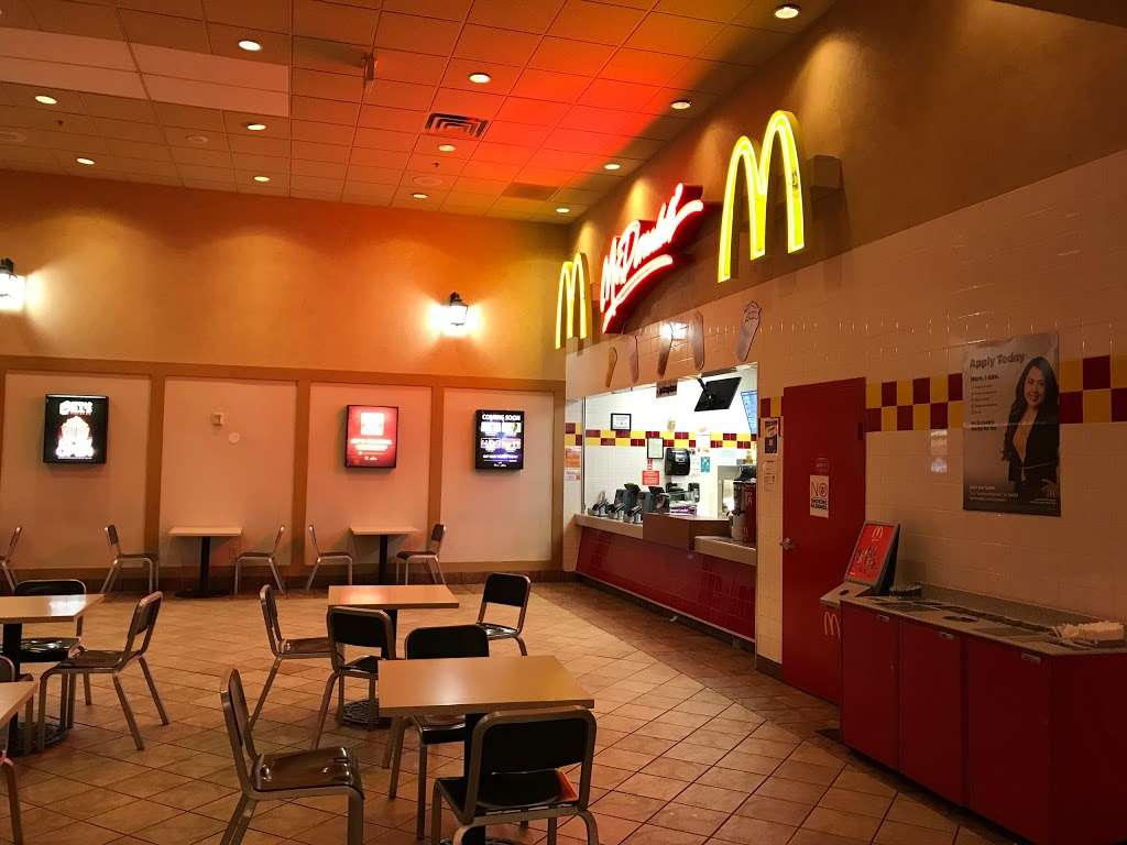 McDonalds | 31900 S Las Vegas Blvd, Primm, NV 89019, USA | Phone: (702) 382-8800