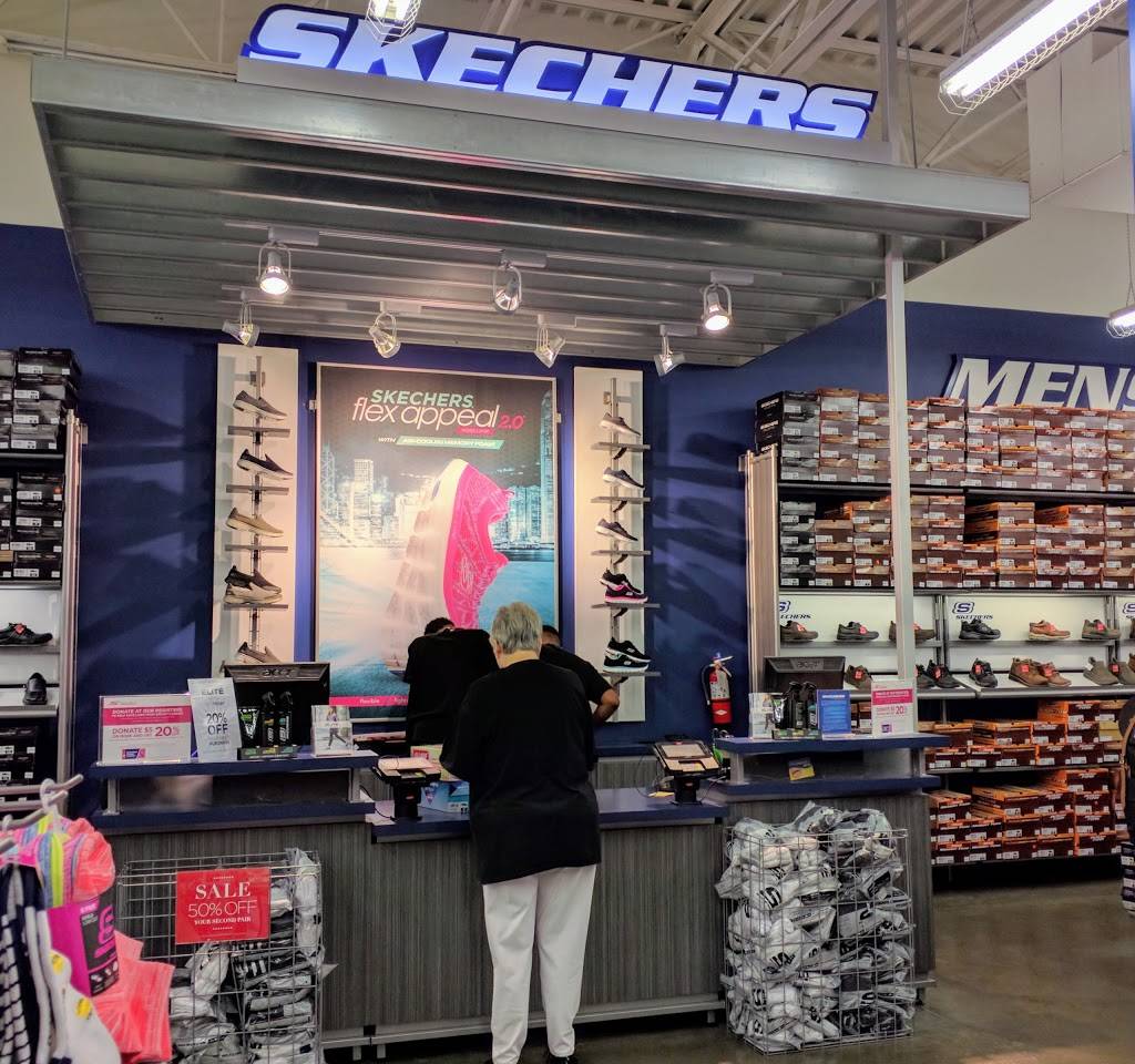 SKECHERS Factory Outlet | 2950 W I-20 #926, Grand Prairie, TX 75052, USA | Phone: (972) 352-2084