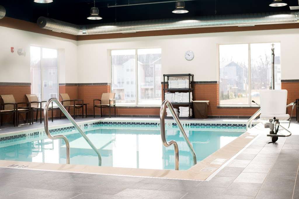 Hampton Inn & Suites Warrington | 201 Metro Drive, Warrington, PA 18976, USA | Phone: (215) 491-0700