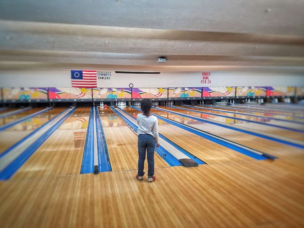 Pleasant Hill Lanes | 1001 W Newport Pike, Wilmington, DE 19804 | Phone: (302) 998-8811