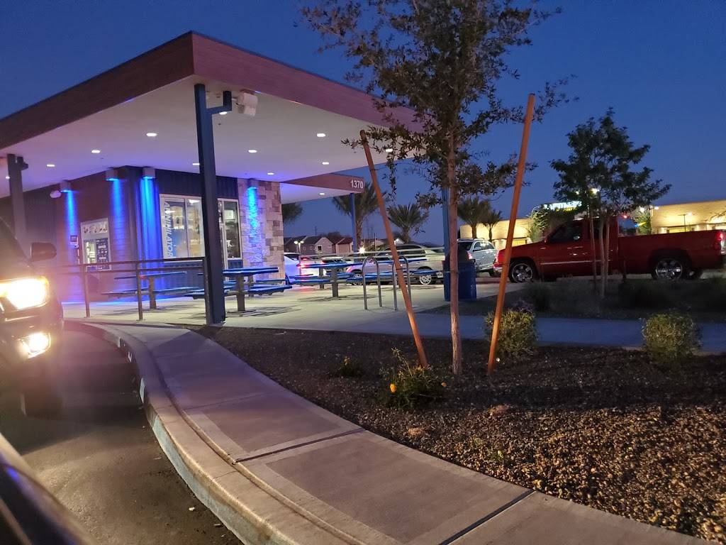 Dutch Bros Coffee | 1370 S Higley Rd, Gilbert, AZ 85206, USA | Phone: (541) 955-4700