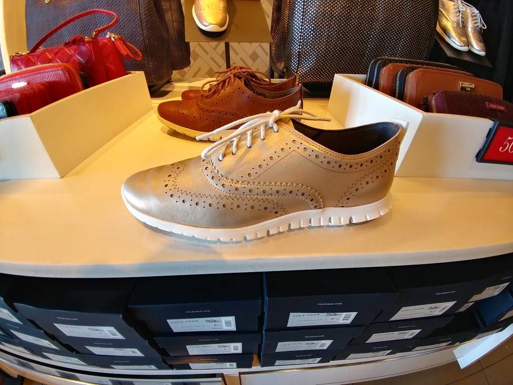 cole haan outlet returns