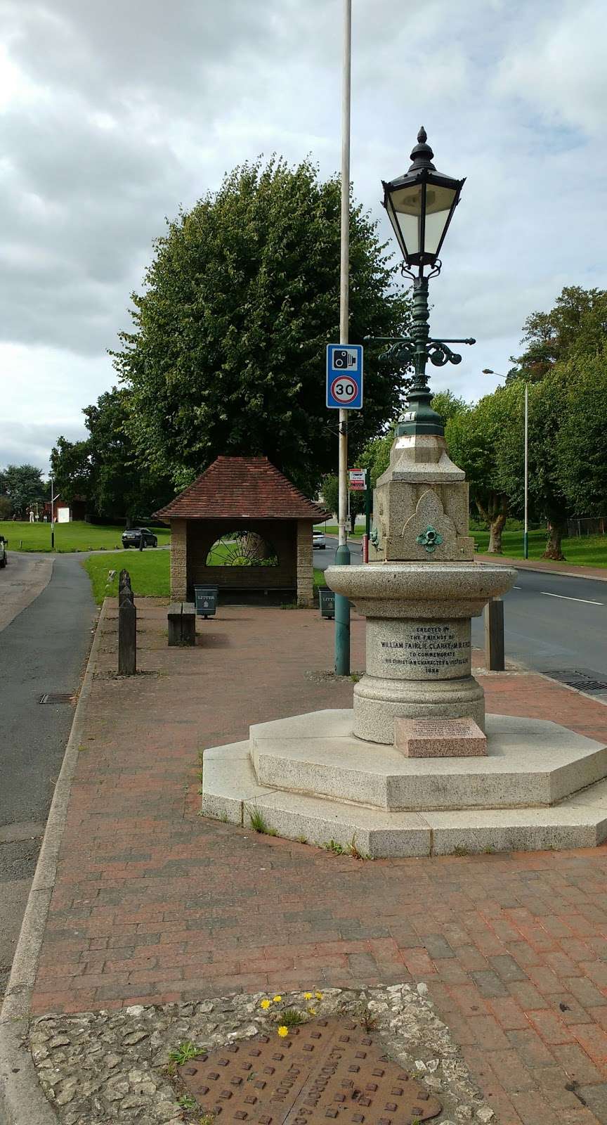 The Fountain | Southborough, Tunbridge Wells TN4 0RX, UK