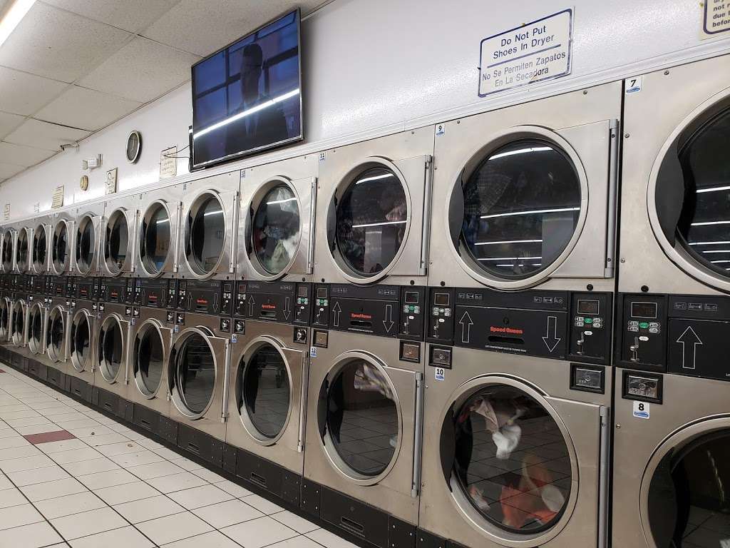 Champion Laundromat Inc | 3324 W 63rd St, Chicago, IL 60629, USA