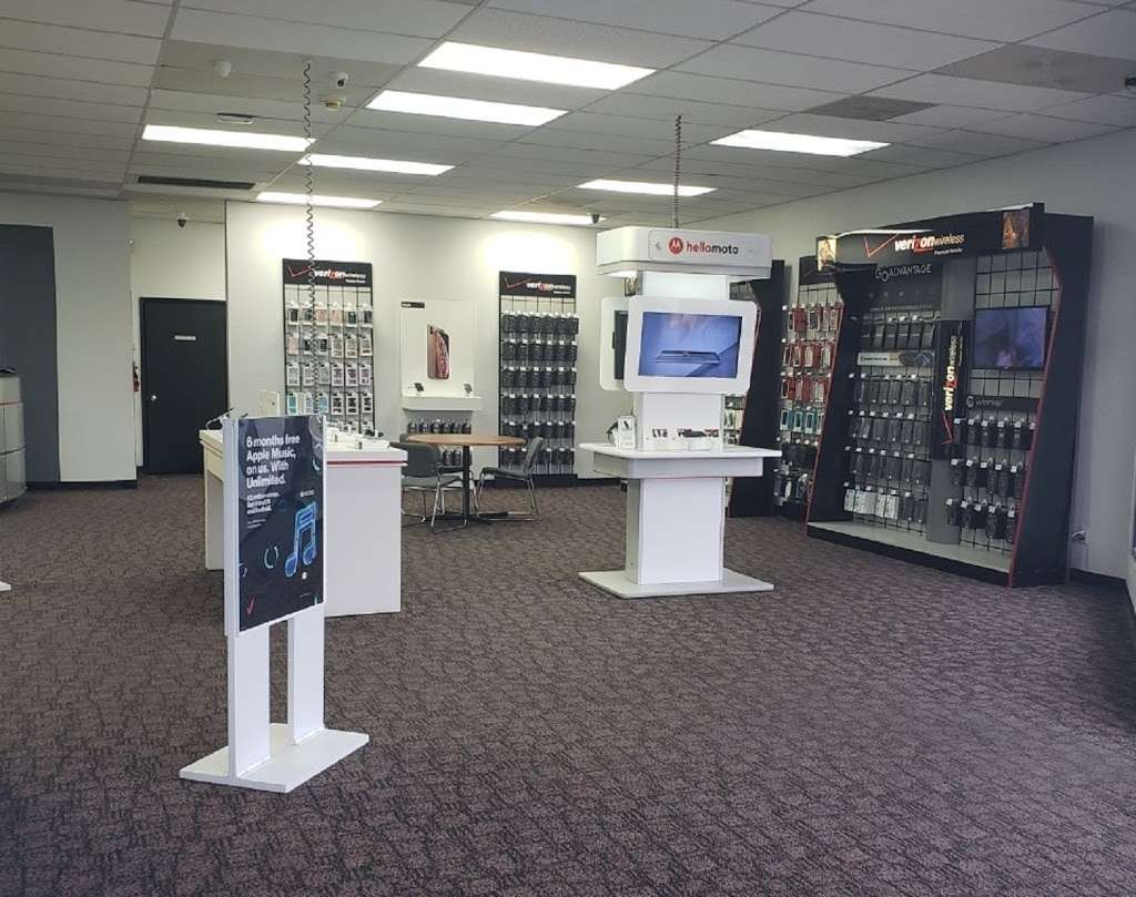 Verizon Authorized Retailer – GoWireless | 1312 Nevada Hwy #A, Boulder City, NV 89005, USA | Phone: (702) 293-9070