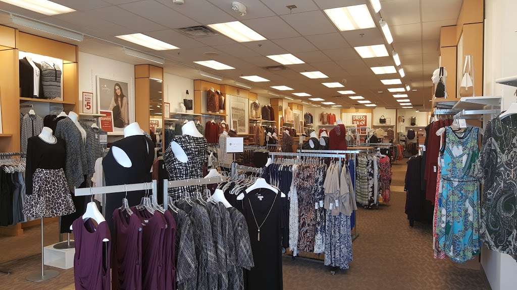 dressbarn | 55 S McClintock Dr, Tempe, AZ 85281, USA | Phone: (480) 968-6079