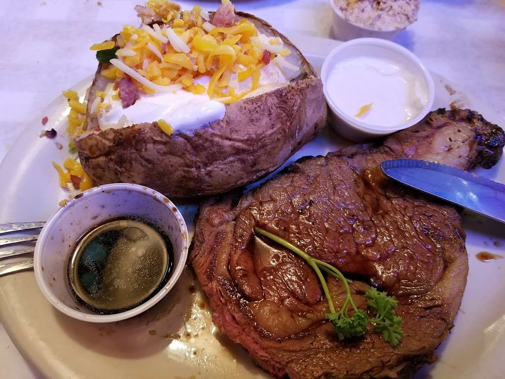 Codys Original Roadhouse - Brownwood | 3731 Meggison Rd, The Villages, FL 32163, USA | Phone: (352) 430-2996