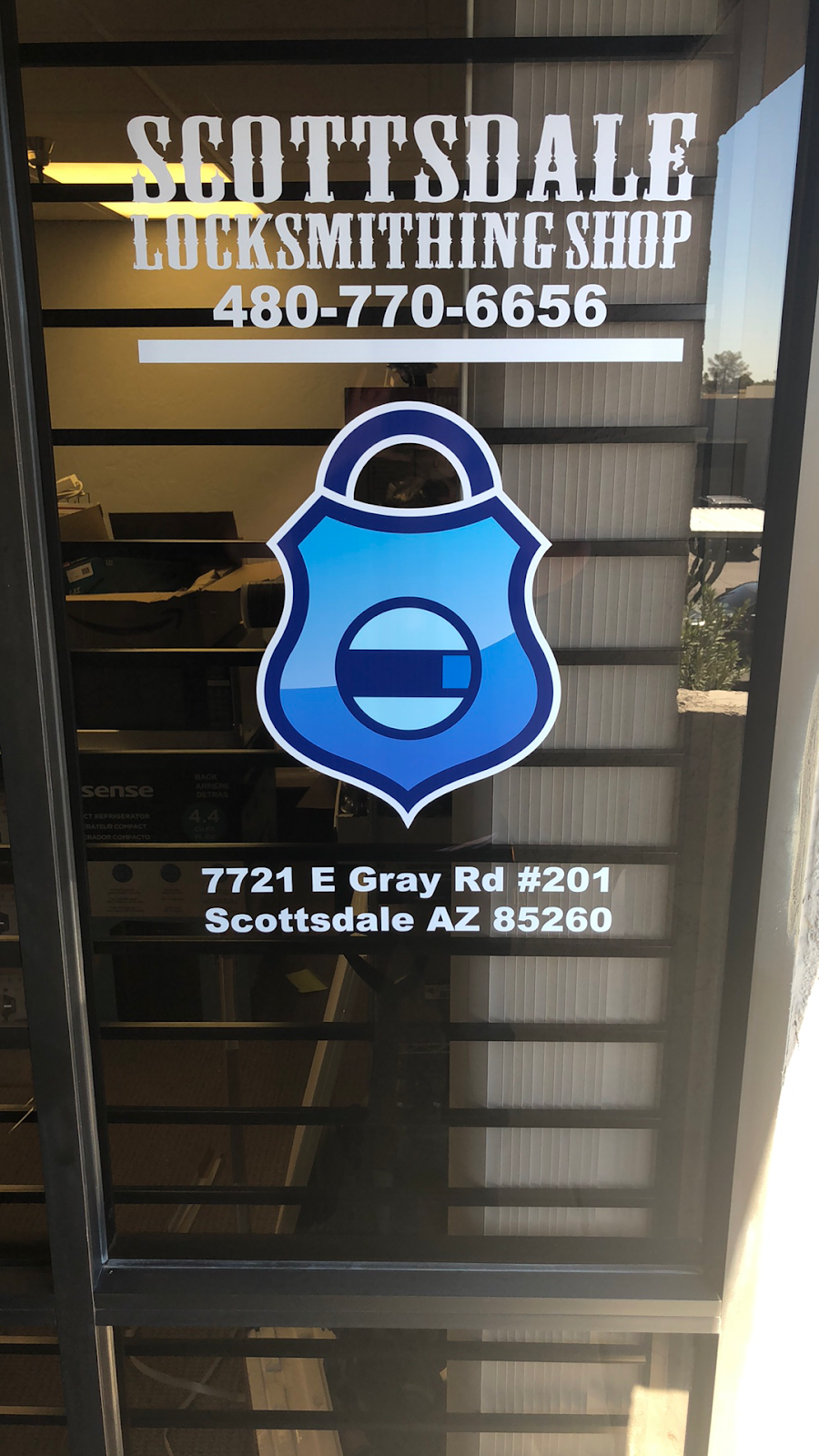 scottsdale locksmithing shop | 7721 E Gray Rd unit 201, Scottsdale, AZ 85260, USA | Phone: (480) 770-6656