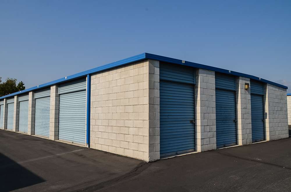 Mentone Self Storage | 2055 Mentone Blvd, Mentone, CA 92359, USA | Phone: (909) 794-4545