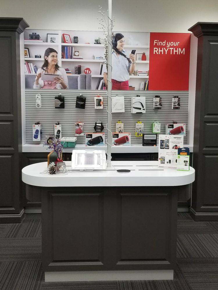 Verizon Authorized Retailer Mobvitel | 2155 Town Center Plaza unit e 120, West Sacramento, CA 95691, USA | Phone: (916) 620-7101