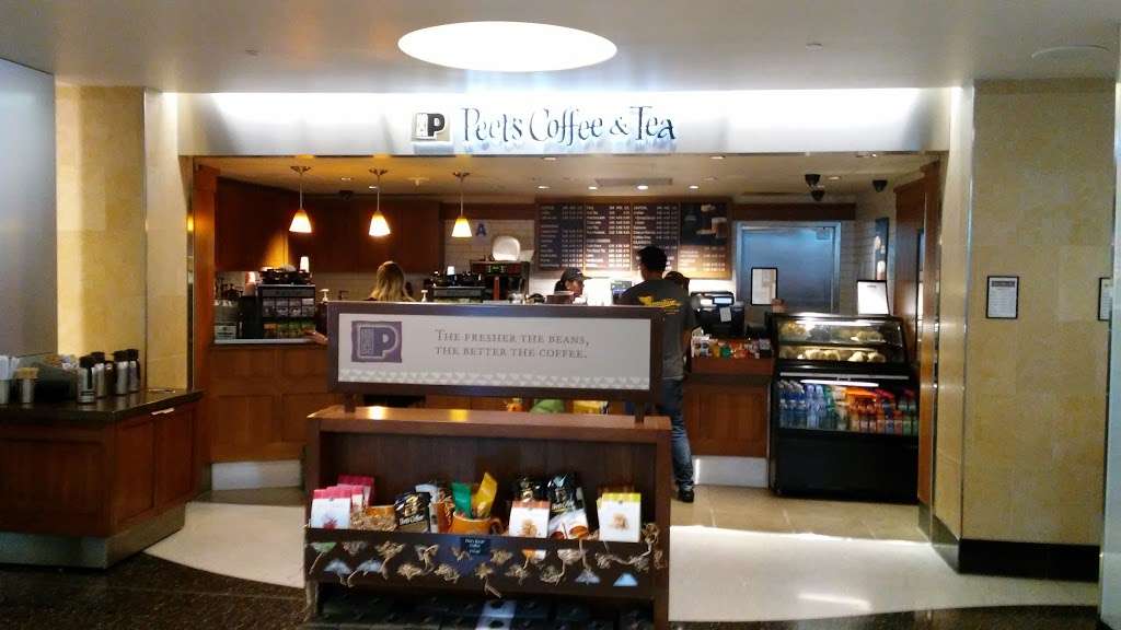 Peets Coffee | 3665 N Harbor Dr, San Diego, CA 92101, USA