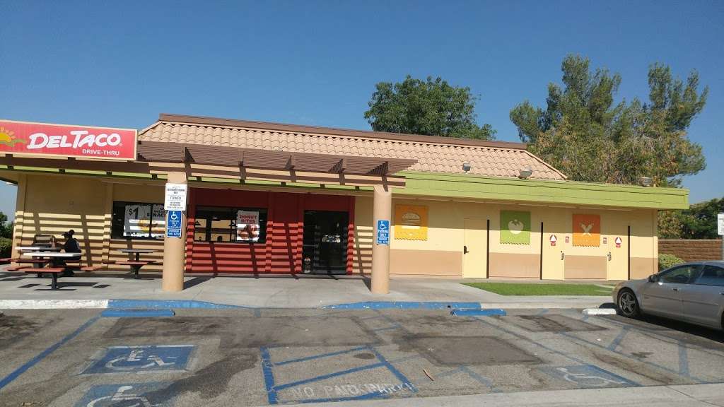 Del Taco | 3702 Highland Ave, Highland, CA 92346, USA | Phone: (909) 864-4504