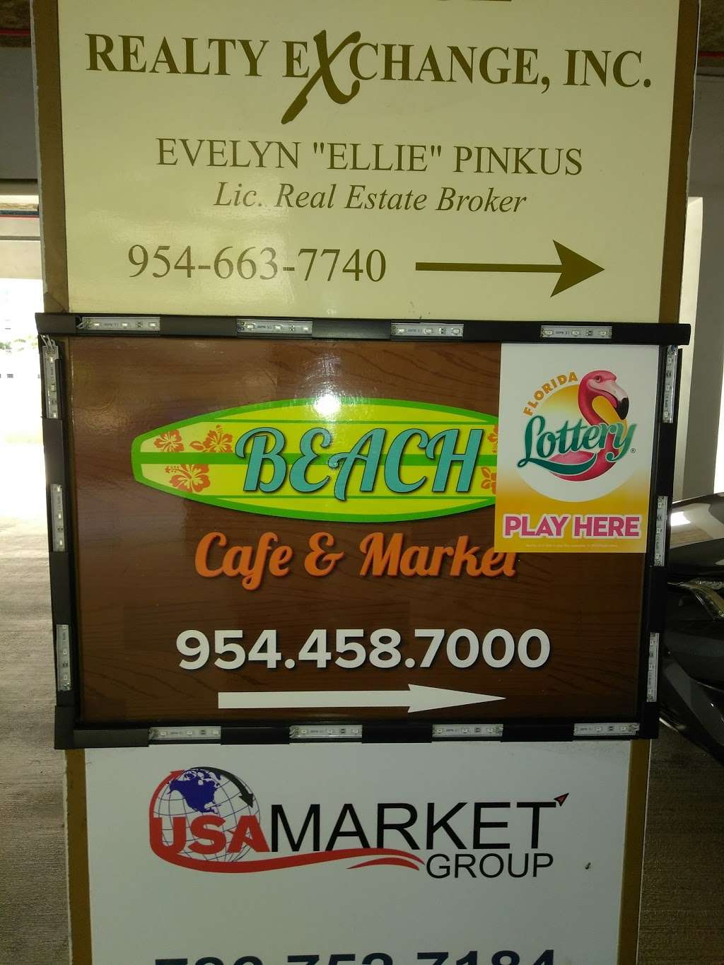 Beach Cafe & Mini Market | 2030 S Ocean Dr suite 102, Hallandale Beach, FL 33009, USA | Phone: (954) 458-7000