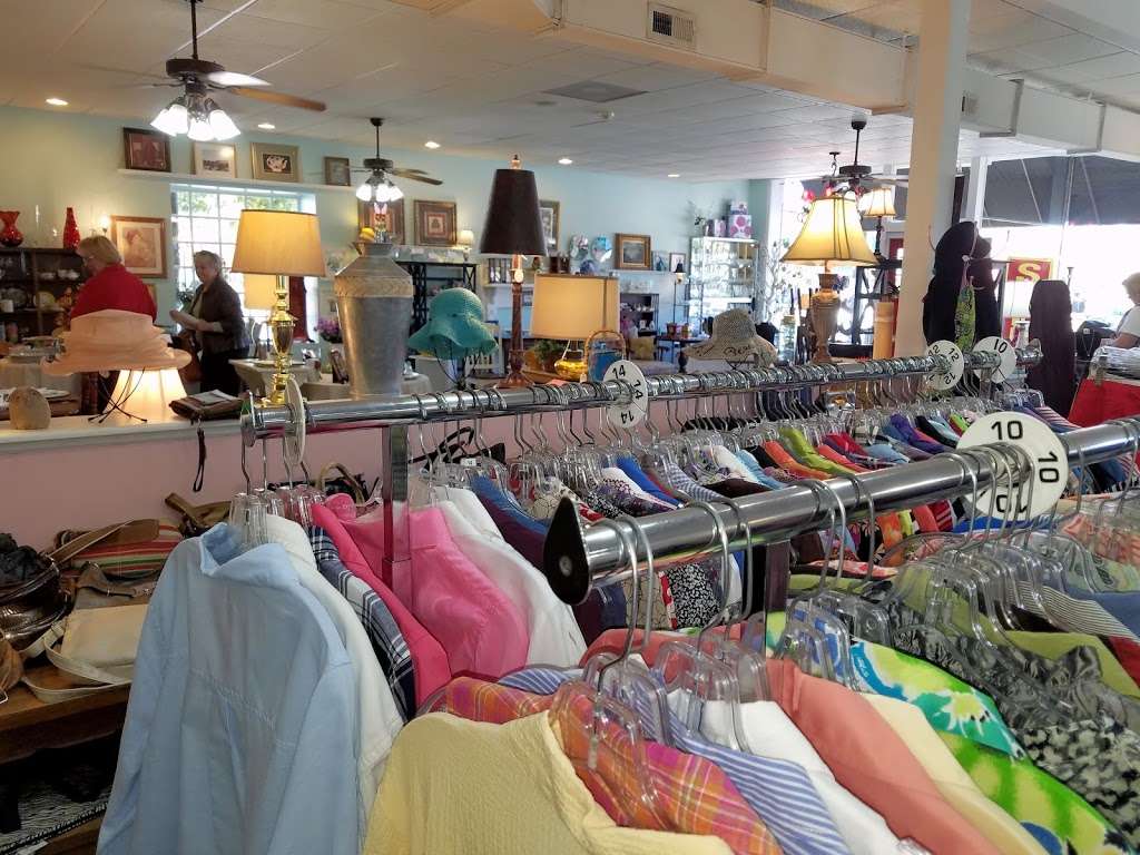 Goodthings Consignment & More | 104 S Main St, Clover, SC 29710, USA | Phone: (803) 222-1212