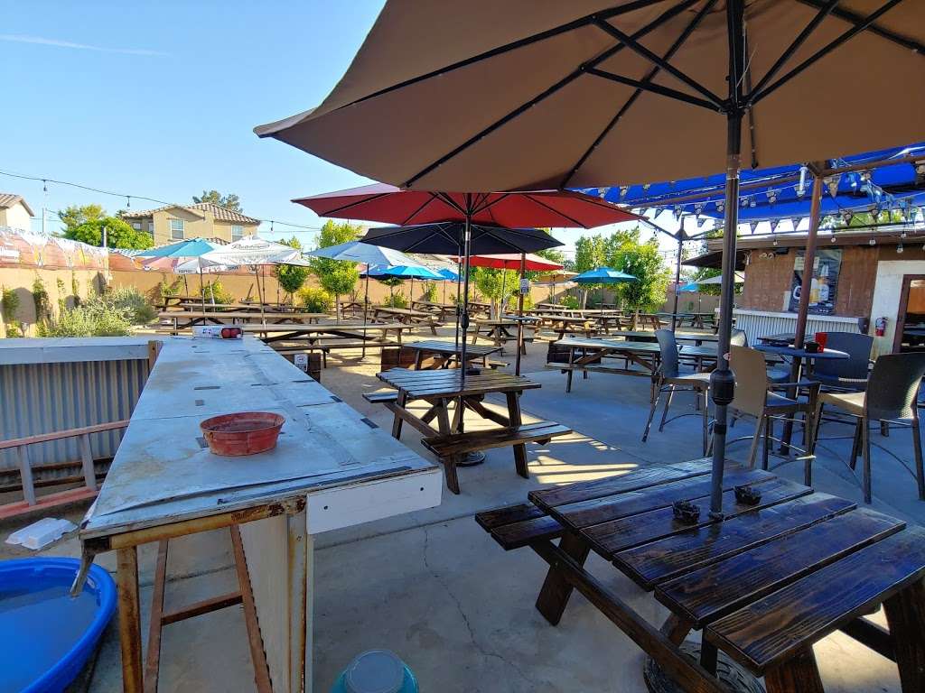 Edelweiss Biergarten | 2625 E Bell Rd, Phoenix, AZ 85032, USA | Phone: (602) 404-5919