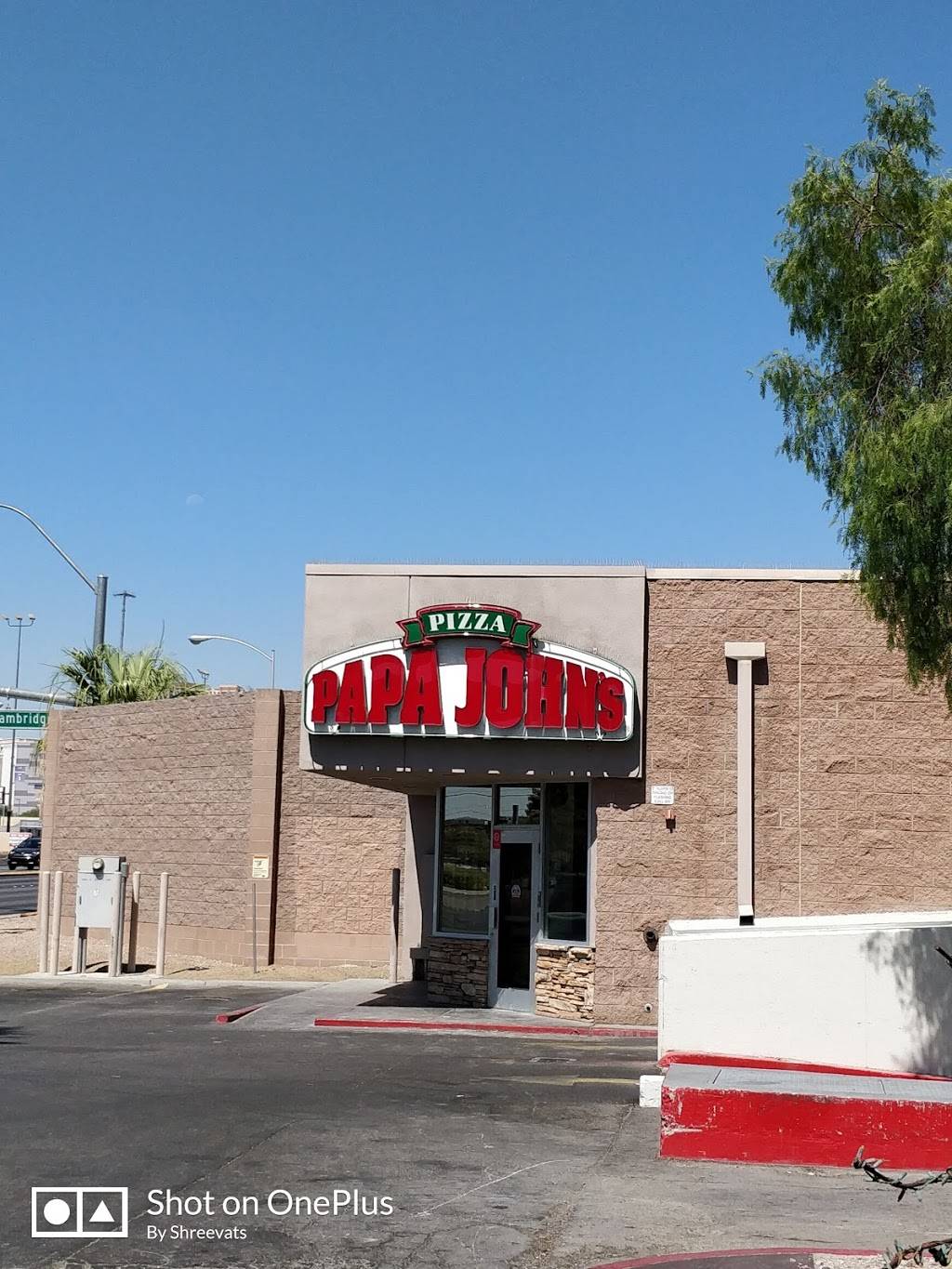 Papa Johns Pizza | 1010 E Desert Inn Rd, Las Vegas, NV 89109, USA | Phone: (702) 938-7272