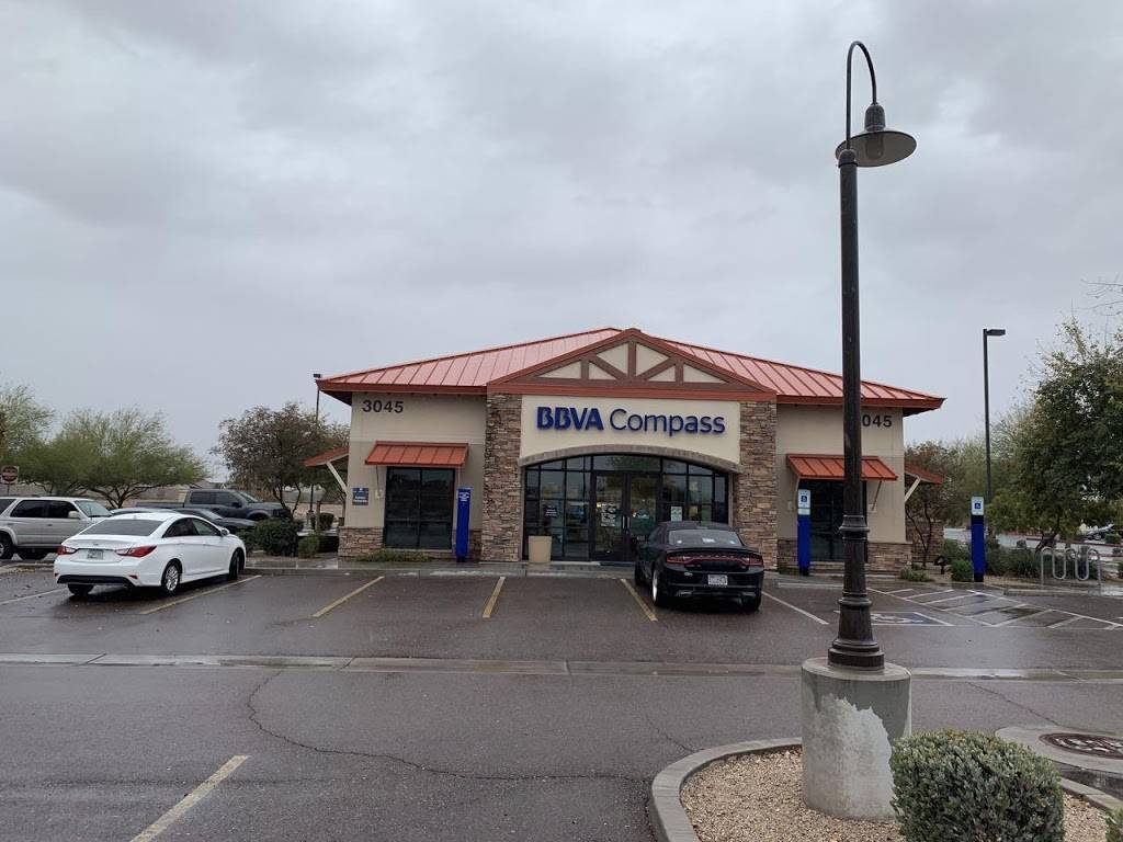 BBVA Bank | 3045 E Riggs Rd, Chandler, AZ 85249, USA | Phone: (480) 477-3051