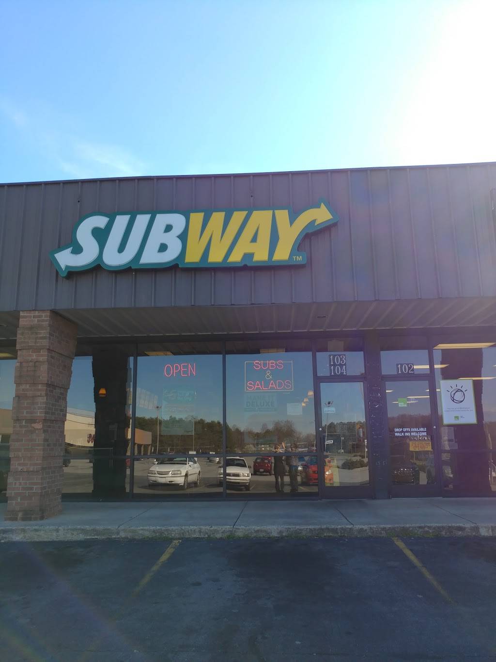 Subway | 810 S Main St Suite 103/104, Walnut Cove, NC 27052 | Phone: (336) 591-3700