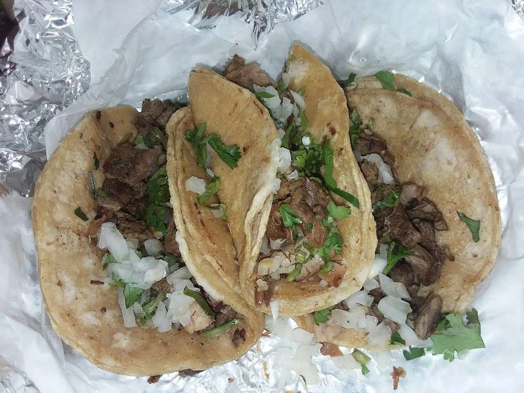 Tortilleria y Taqueria El Sabor de Mexico | 805 Kelly Ave, Joliet, IL 60435 | Phone: (779) 379-5233