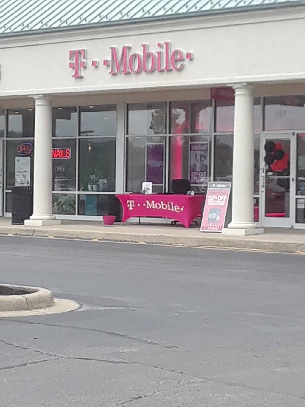 T-Mobile | 187 Rivers Edge Dr, Milford, OH 45150, USA | Phone: (513) 239-5936
