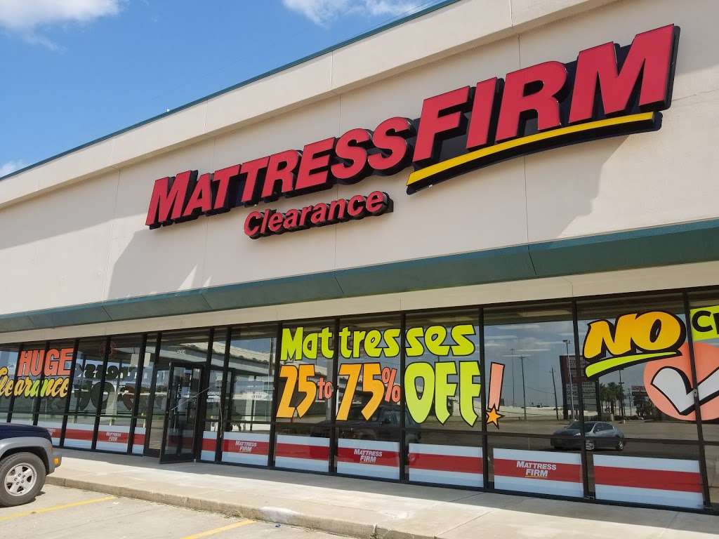 Mattress Firm Clearance | 20814 Gulf Fwy Suite Q, Webster, TX 77598, USA | Phone: (281) 332-6272