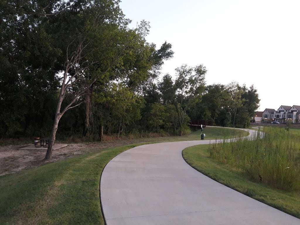 Fox Creek Park | 1629 E Renner Rd, Richardson, TX 75082, USA | Phone: (972) 744-4100