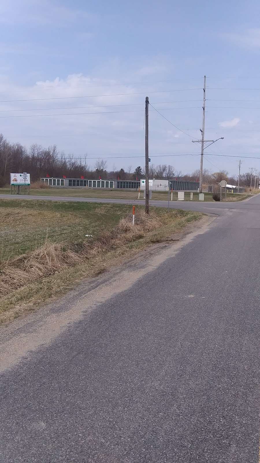 Harbor Country Storage | 7301 US-12, Three Oaks, MI 49128, USA | Phone: (269) 469-7556