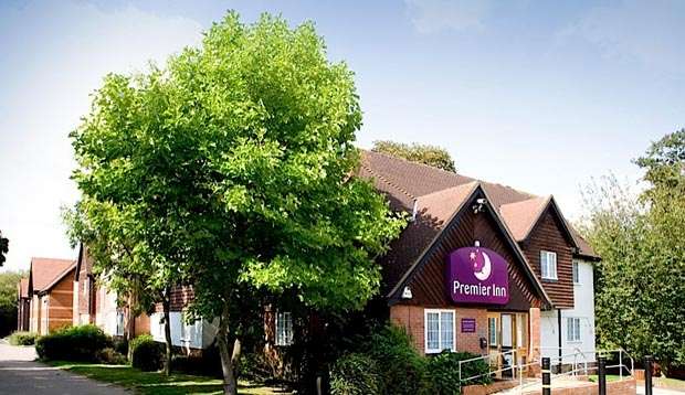 Premier Inn Harlow | Cambridge Rd, Harlow CM20 2EP, UK | Phone: 0871 527 8488