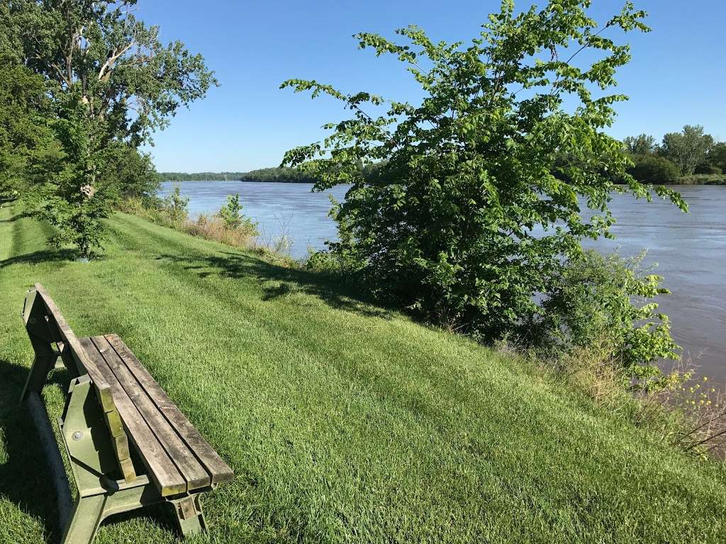 River View Retreat and RV Park | 3015 Lakefront Ln SW, St Joseph, MO 64504, USA | Phone: (816) 261-4061