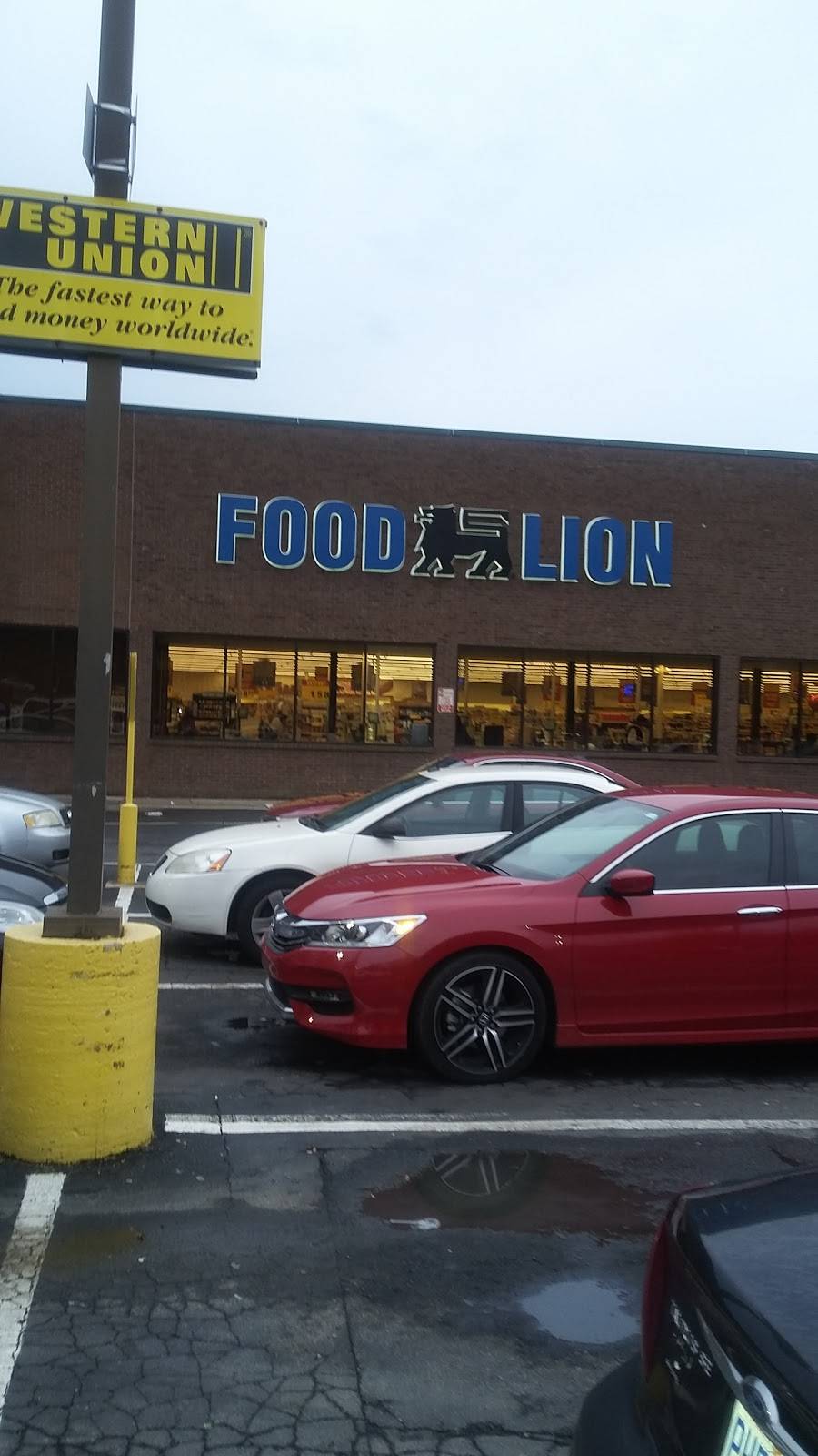 Food Lion | 4709 Tuckaseegee Rd, Charlotte, NC 28208 | Phone: (704) 399-1880