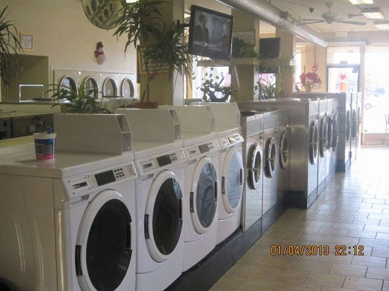 Laundry House | 317 Main St, Bensenville, IL 60106