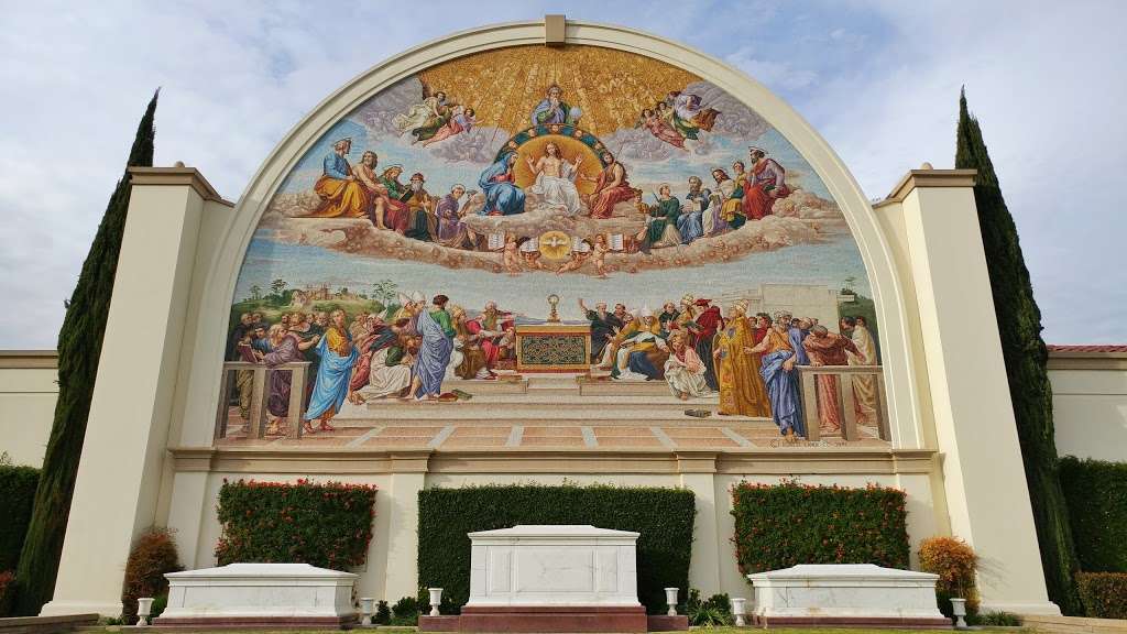 Forest Lawn - Long Beach | 1500 E San Antonio Dr, Long Beach, CA 90807, USA | Phone: (888) 204-3131